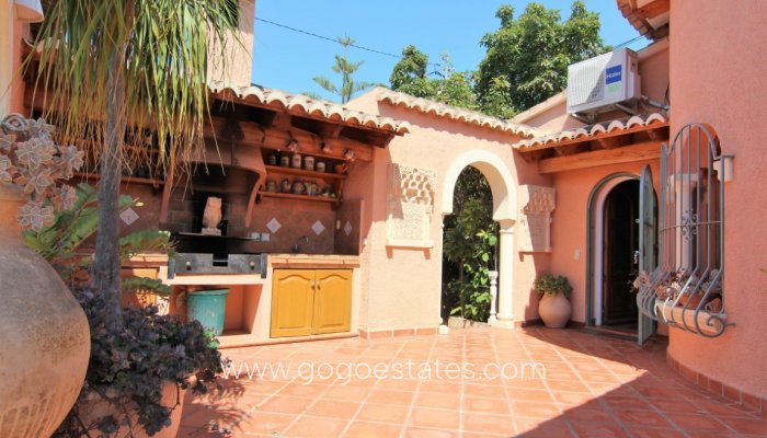 Wiederverkauf - Haus - Freistehende Villa - Benissa - Benissa Centro