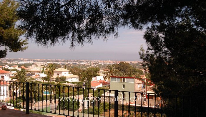 Te koop - Huis - Vrijstaande Villa - Dénia - Denia Centro