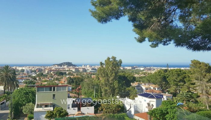 Te koop - Huis - Vrijstaande Villa - Dénia - Denia Centro