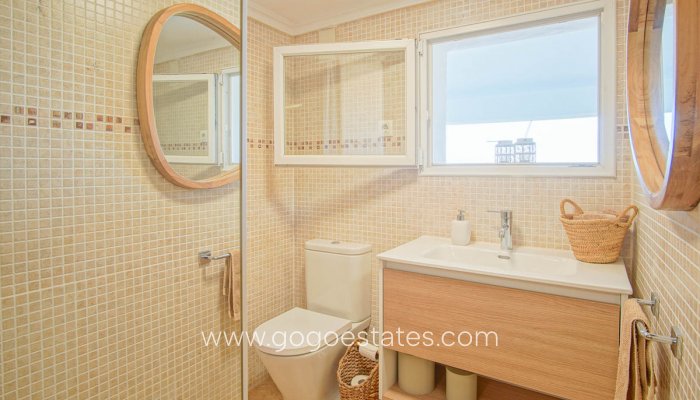 Te koop - Huis - Vrijstaande Villa - Pego - Pego Centro