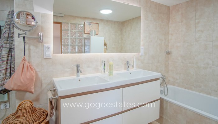 Te koop - Huis - Vrijstaande Villa - Pego - Pego Centro