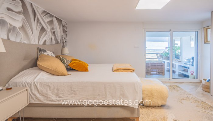 Te koop - Huis - Vrijstaande Villa - Pego - Pego Centro