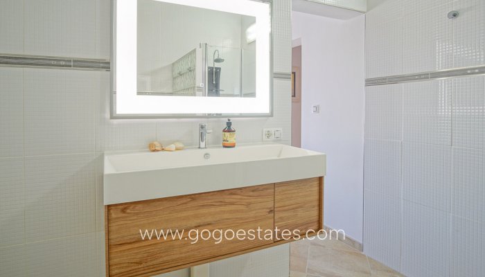 Te koop - Huis - Vrijstaande Villa - Pego - Pego Centro