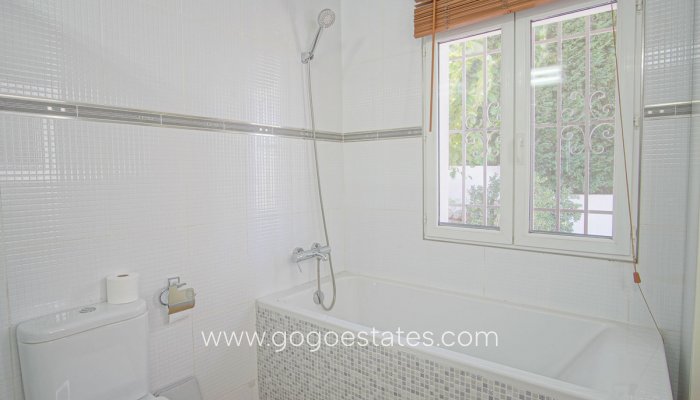 Te koop - Huis - Vrijstaande Villa - Pego - Pego Centro