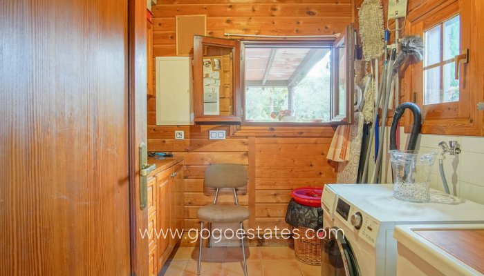 Revente - Maison - Villa Individuelle - Orba - Orba Centro