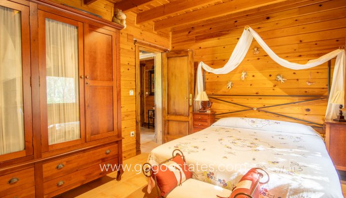 Revente - Maison - Villa Individuelle - Orba - Orba Centro