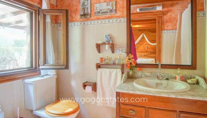 Revente - Maison - Villa Individuelle - Orba - Orba Centro