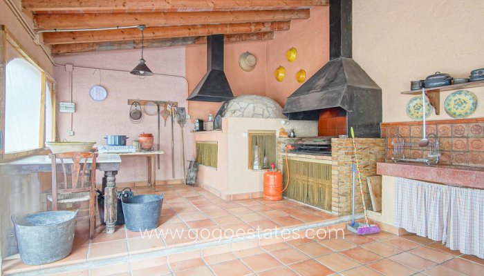 Revente - Maison - Villa Individuelle - Orba - Orba Centro