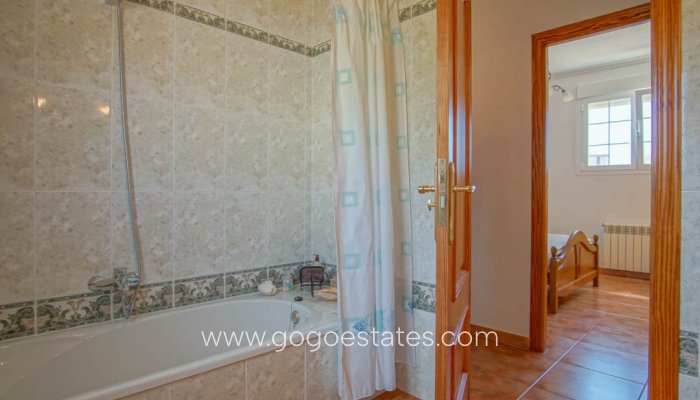 Te koop - Huis - Vrijstaande Villa - Calpe - Calpe Centro