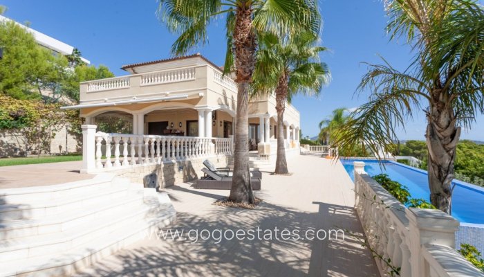 Te koop - Huis - Vrijstaande Villa - Calpe - Calpe Centro