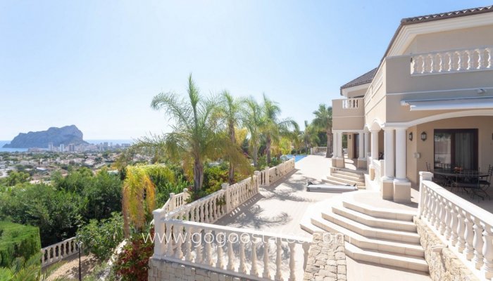 Te koop - Huis - Vrijstaande Villa - Calpe - Calpe Centro