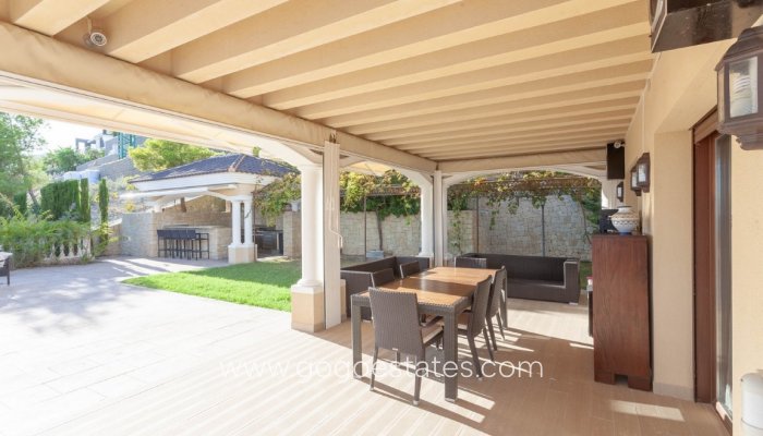 Te koop - Huis - Vrijstaande Villa - Calpe - Calpe Centro