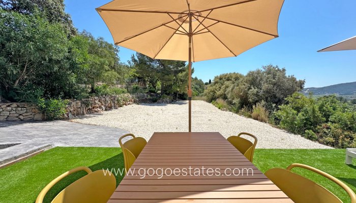 Te koop - Huis - Vrijstaande Villa - Jalon - Jalon Centro