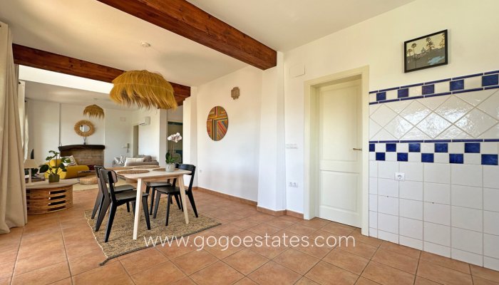 Te koop - Huis - Vrijstaande Villa - Jalon - Jalon Centro