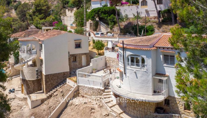 Te koop - Huis - Vrijstaande Villa - Benissa - Benissa Centro