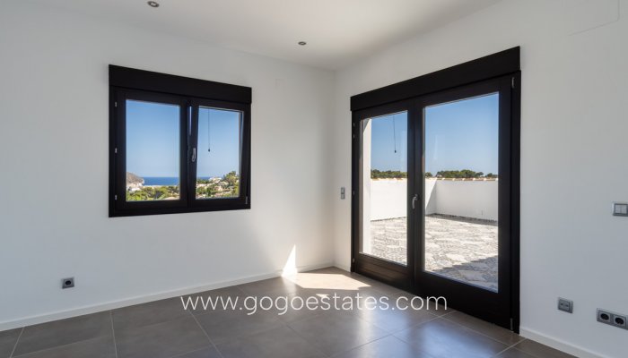 Te koop - Huis - Vrijstaande Villa - Teulada - Moraira