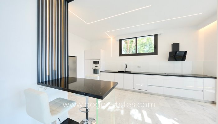 Te koop - Huis - Vrijstaande Villa - Altea - Altea Centro