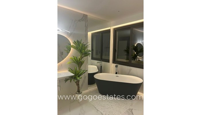 Te koop - Huis - Vrijstaande Villa - Altea - Altea Centro