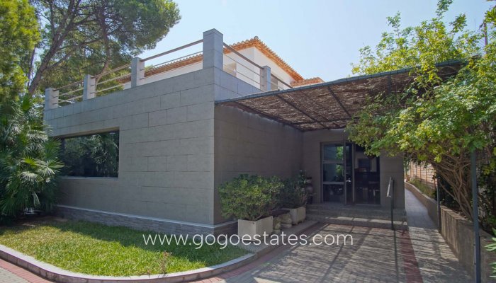 Te koop - Huis - Vrijstaande Villa - Dénia - Denia Centro