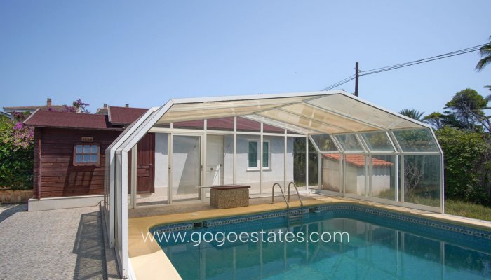 Te koop - Huis - Vrijstaande Villa - Dénia - Denia Centro