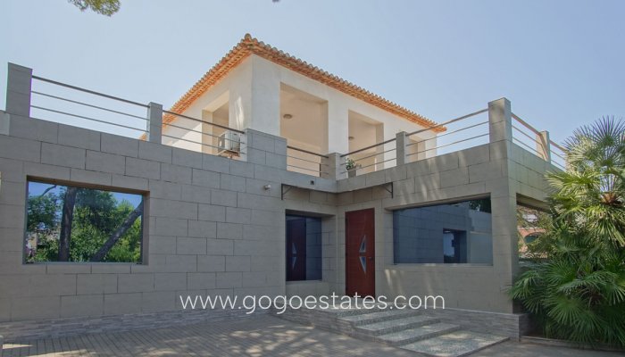 Te koop - Huis - Vrijstaande Villa - Dénia - Denia Centro