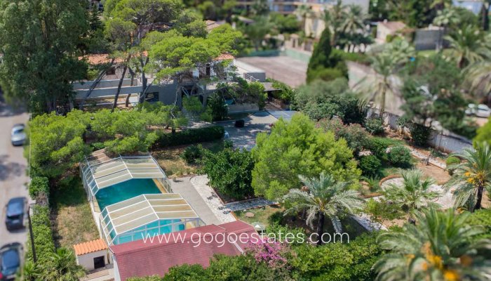 Te koop - Huis - Vrijstaande Villa - Dénia - Denia Centro