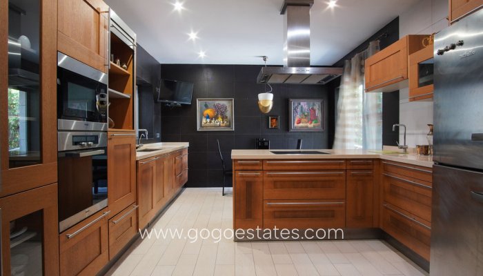 Te koop - Huis - Vrijstaande Villa - Dénia - Denia Centro