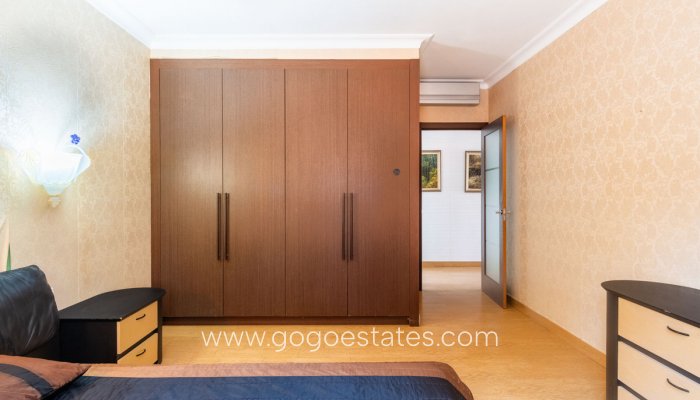 Te koop - Huis - Vrijstaande Villa - Dénia - Denia Centro