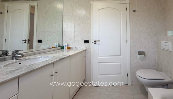 Te koop - Appartement - Appartement op de middelste verdieping - Benissa - Benissa Centro