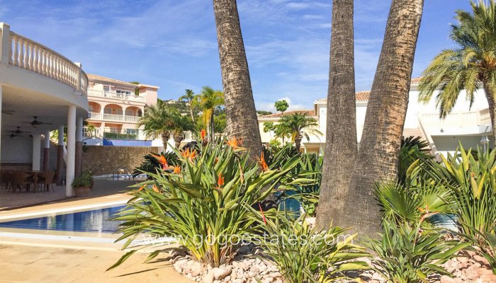 Te koop - Appartement - Appartement op de middelste verdieping - Benissa - Benissa Centro