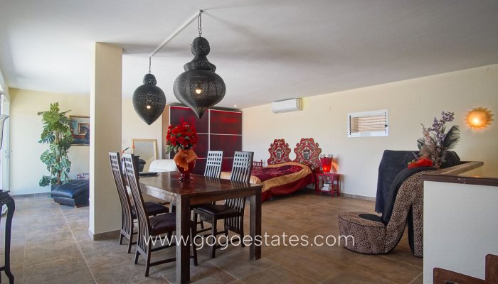 Wiederverkauf - Haus - Freistehende Villa - Altea - Altea Centro