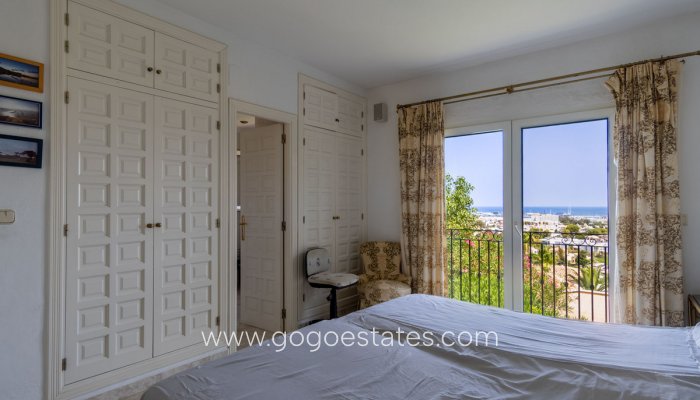 Te koop - Huis - Vrijstaande Villa - Dénia - Denia Centro