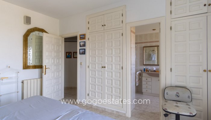 Te koop - Huis - Vrijstaande Villa - Dénia - Denia Centro