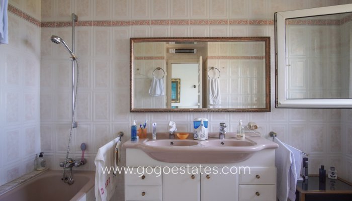 Te koop - Huis - Vrijstaande Villa - Dénia - Denia Centro