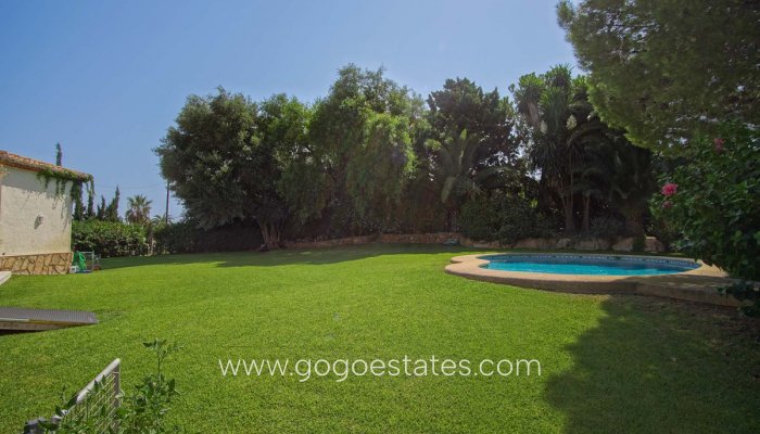 Te koop - Huis - Vrijstaande Villa - Dénia - Denia Centro