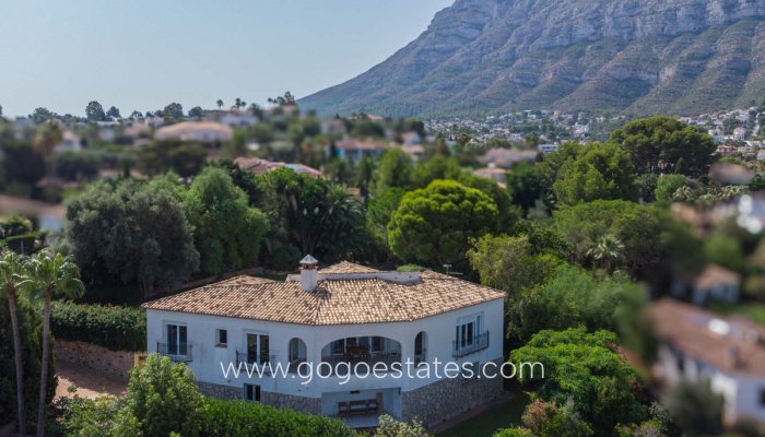 Te koop - Huis - Vrijstaande Villa - Dénia - Denia Centro