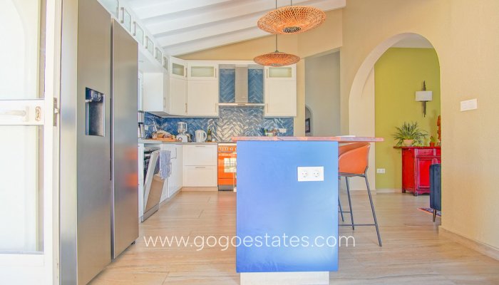 Te koop - Huis - Vrijstaande Villa - Pego - Pego Centro