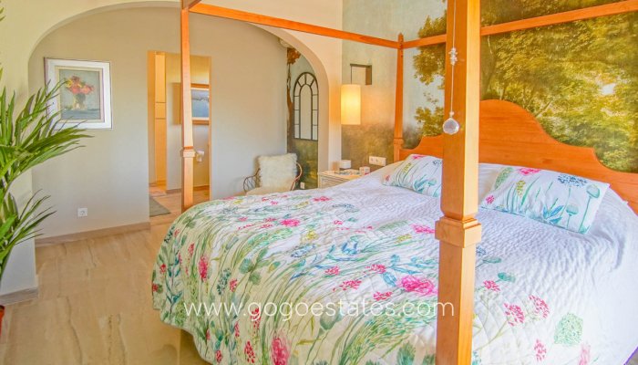 Te koop - Huis - Vrijstaande Villa - Pego - Pego Centro