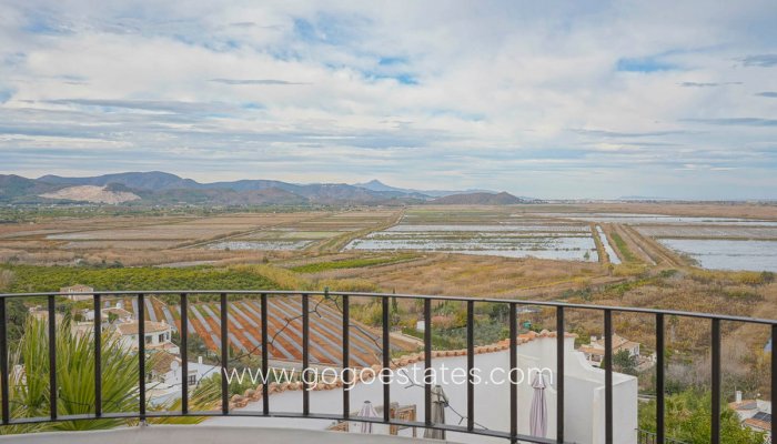 Te koop - Huis - Vrijstaande Villa - Pego - Pego Centro