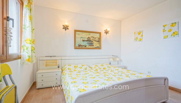 Te koop - Huis - Vrijstaande Villa - Pego - Pego Centro