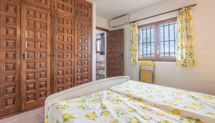 Te koop - Huis - Vrijstaande Villa - Pego - Pego Centro