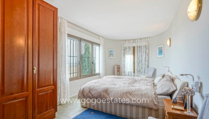 Te koop - Huis - Vrijstaande Villa - Pego - Pego Centro