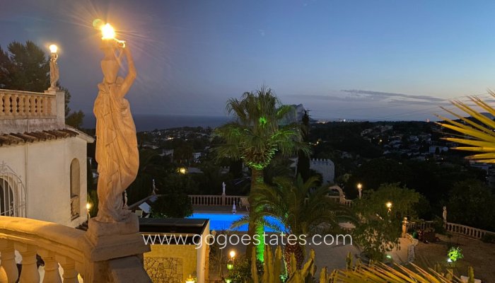 Te koop - Huis - Vrijstaande Villa - Benissa - Benissa Centro