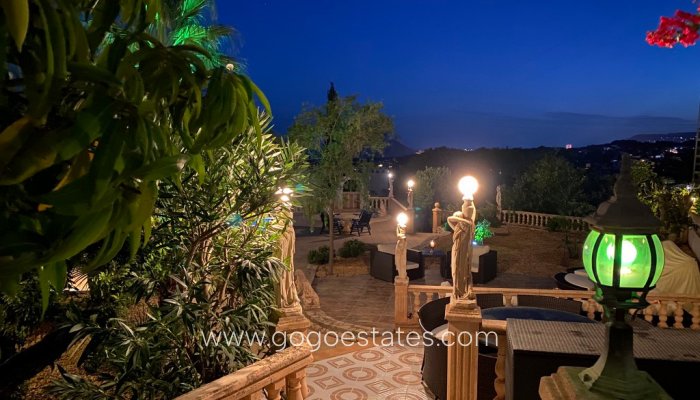 Te koop - Huis - Vrijstaande Villa - Benissa - Benissa Centro