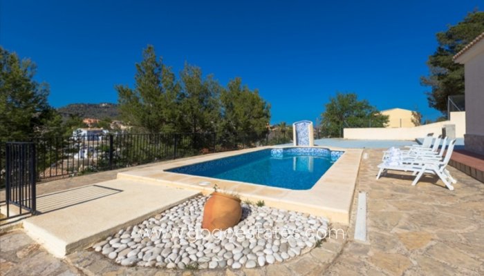 Te koop - Huis - Vrijstaande Villa - Calpe - Calpe Centro