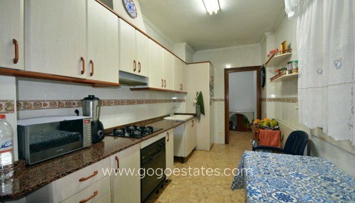 Te koop - Huis - Stadswoning - Guardamar del Segura - Guardamar del Segura Centro