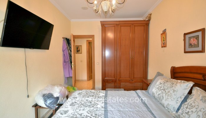 Te koop - Huis - Vrijstaande Villa - Guardamar del Segura - Guardamar del Segura Centro