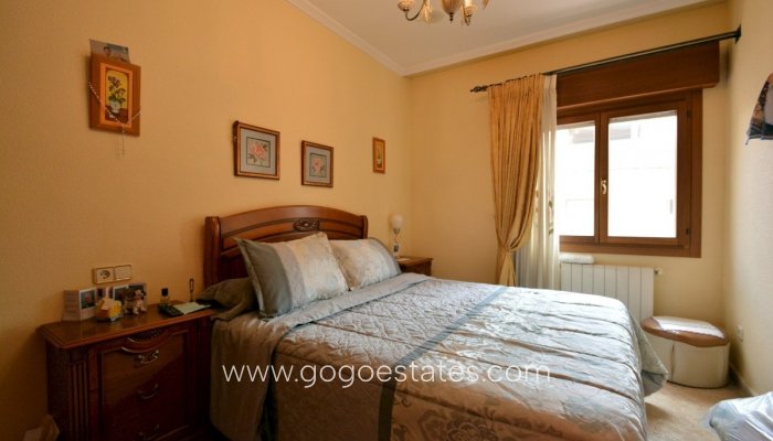 Te koop - Huis - Vrijstaande Villa - Guardamar del Segura - Guardamar del Segura Centro