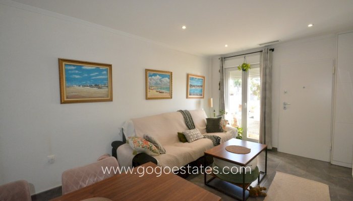 Te koop - Huis - Halfvrijstaande woning - Guardamar del Segura - Guardamar del Segura Centro