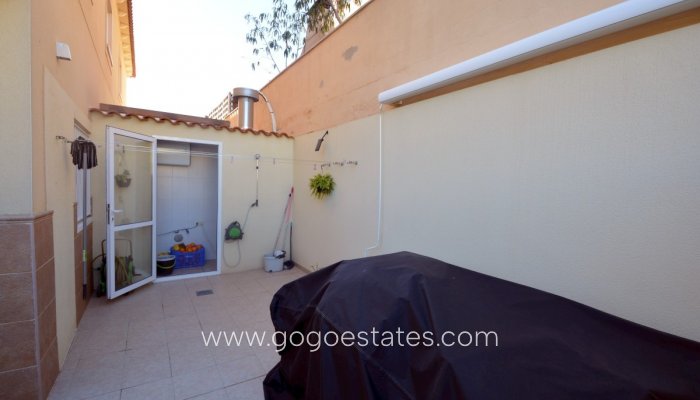 Te koop - Huis - Halfvrijstaande woning - Guardamar del Segura - Guardamar del Segura Centro